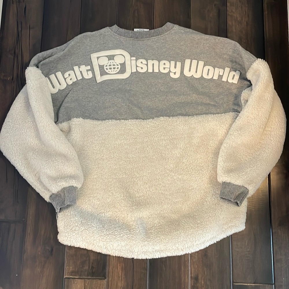 Walt Disney World Spirit Jersey Sherpa Size Medium Cozy